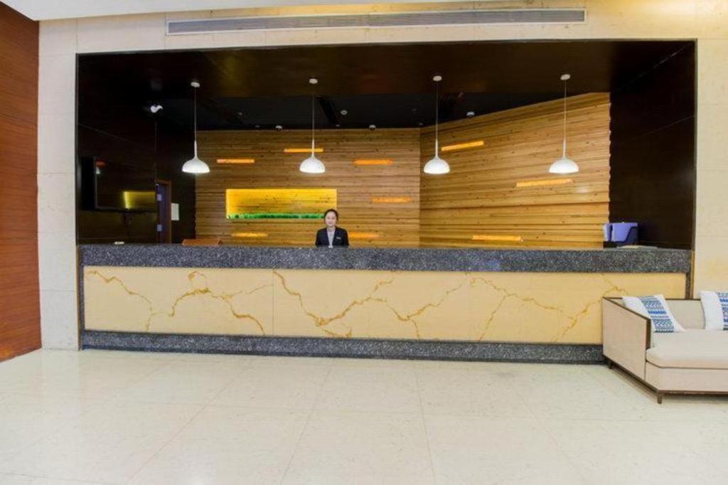 Hotel Yitel Collection Hongqiao Airport